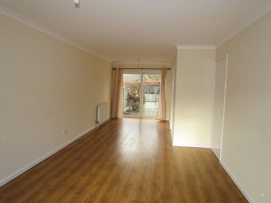 £995 - To Let - Photo 1