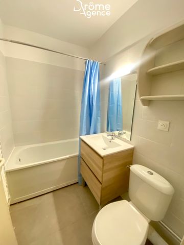 Location Appartement 2 pièces 41m² VALENCE 26000 - Photo 5