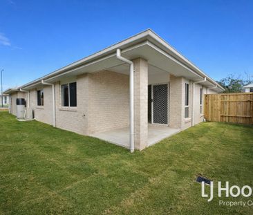 Ducted Air Conditioning - Stylish Low Maintenance Living - Brand New - Photo 6