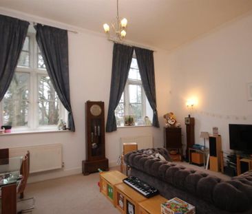 2 bedroom apartment to rent - Photo 4