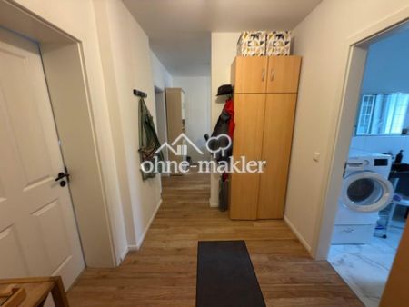 sanierte 2-Zi-Whg, großzügiger Balkon, schnelles Internet, Einbauküche, ruhige Lage, Nähe Theater - Foto 3