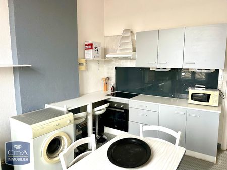 Location Appartement 3 pièces 68m² HAZEBROUCK 59190 - Photo 3