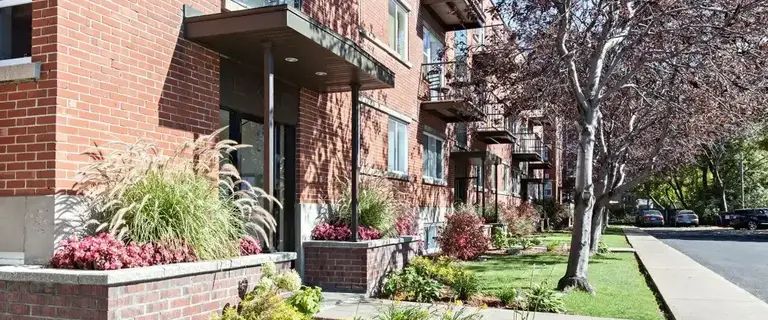 265 Riverside Drive | 265 Rue Riverside, Saint-Lambert - Photo 1