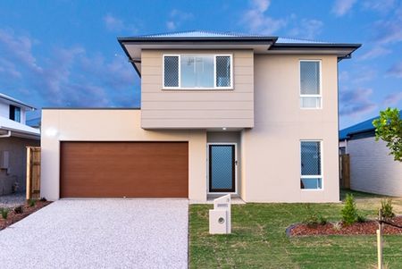 20 Voyage Street, Newport QLD 4020 - House For Rent - $950 | Domain - Photo 3