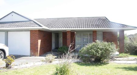 Northpark. Four bedrooms. The great family home. - Photo 4