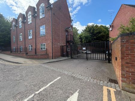 2 bedroom flat to rent - Photo 5
