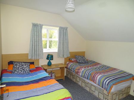 2 bedroom semi-detached house to rent - Photo 5