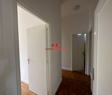 Location Appartement 4 pièces 94m² - Photo 3