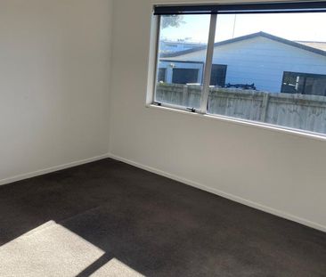 Location, Locations, Location - Photo 4