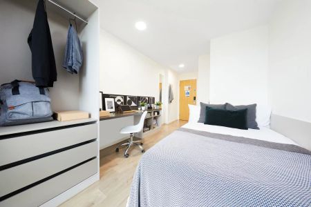 Platinum Ensuite - Photo 3