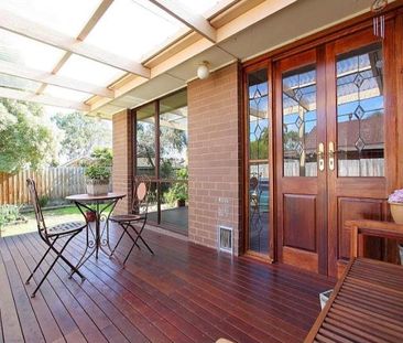 Charming Home and Location ***Apply for this property now!*** - Photo 2