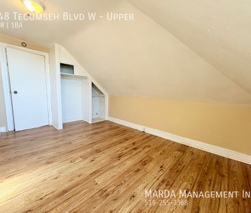 SPACIOUS 1-BEDROOM /1-BATH UPPER UNIT+HYDRO&GAS - Photo 3