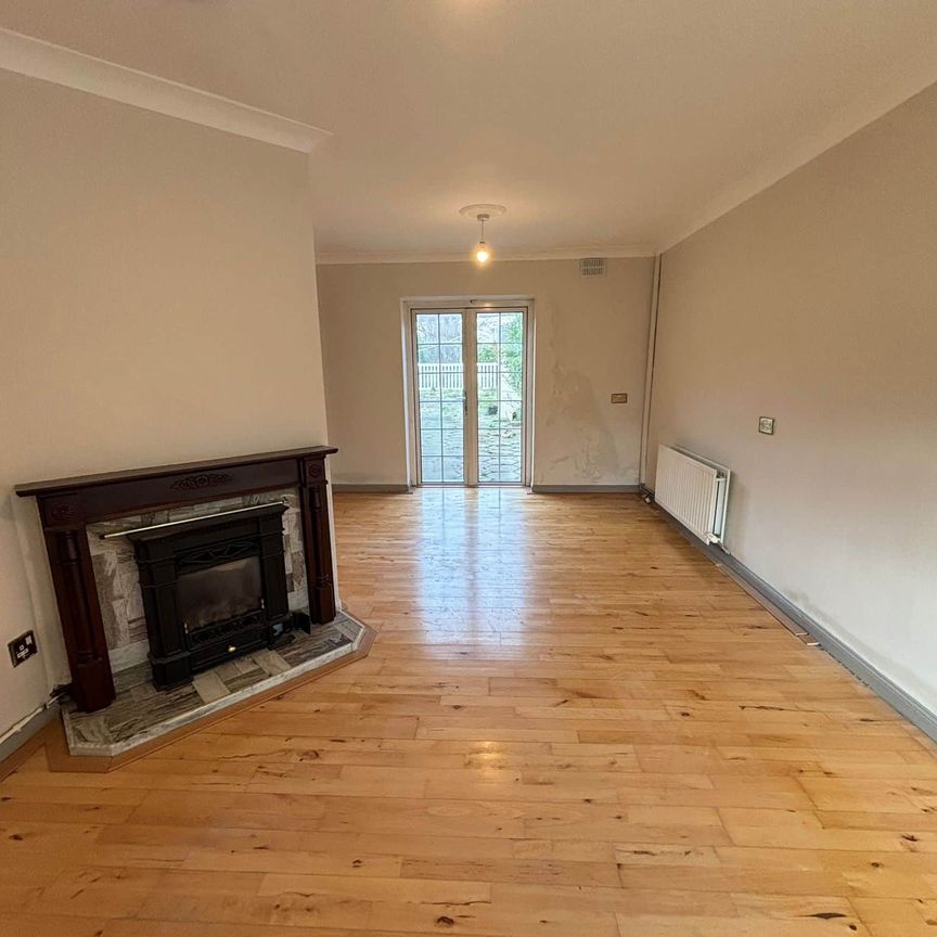 Hole In The Wall Road, Dublin 13 - Photo 1