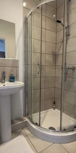 Coldcotes Avenue, Leeds - Photo 4