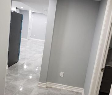 For Lease - 24 Weston Crescent, Ajax, Ontario - Photo 2