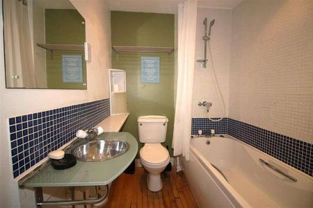 Rogers Drive, Saltash, PL12 - Photo 2