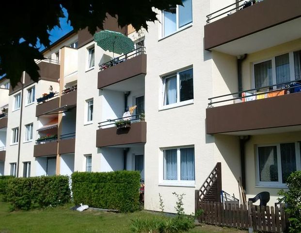 Modernisierte Wohnung mit Balkon - Photo 1