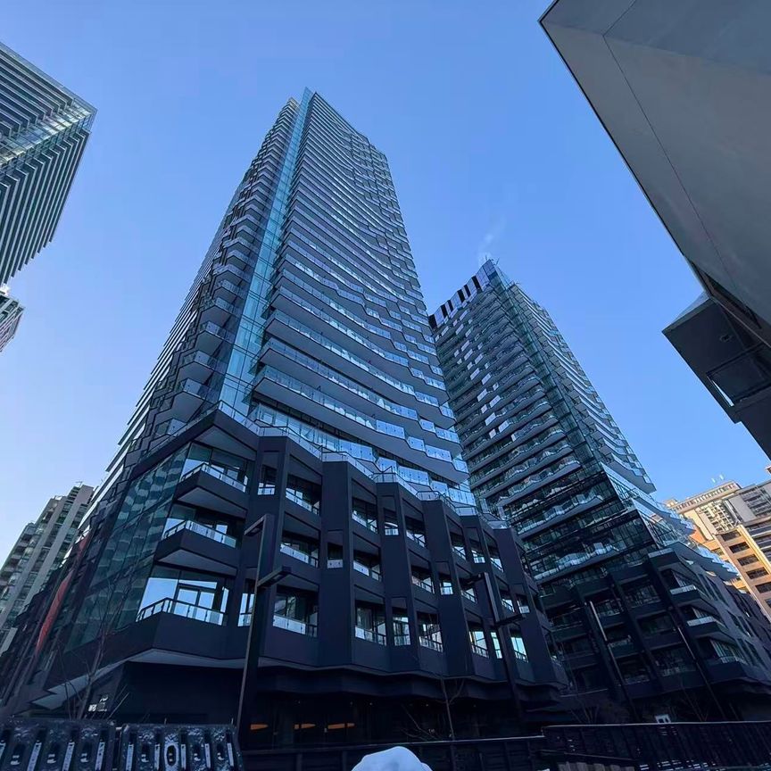 For Lease - 110 Broadway Avenue Unit# 2701, Toronto, Ontario - Photo 1
