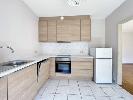 Appartement - à louer - Photo 5