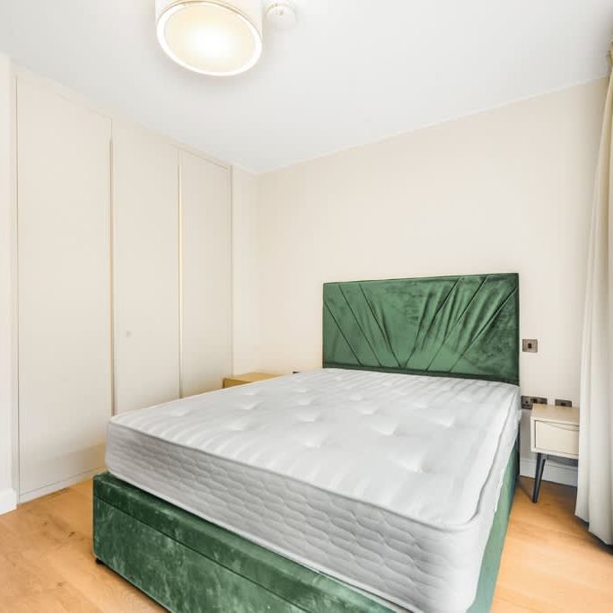 Sugar House Lane London E15 - Photo 1