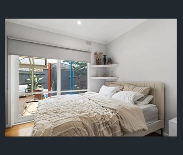 Charming Weatherboard Living in a Quiet, Convenient Location - Photo 3