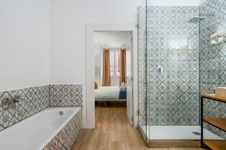 Calle de la Madera, Madrid, Community of Madrid 28004 - Foto 5