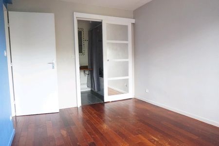 Location Appartement 2 pièces 46m² LILLE 59000 - Photo 3