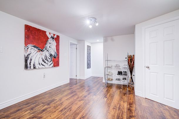 For Lease - 306 Wenlock Avenue, Richmond Hill, Ontario - Photo 1