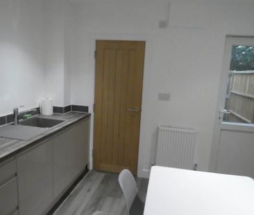 2 bedroom house share to rent - Photo 5