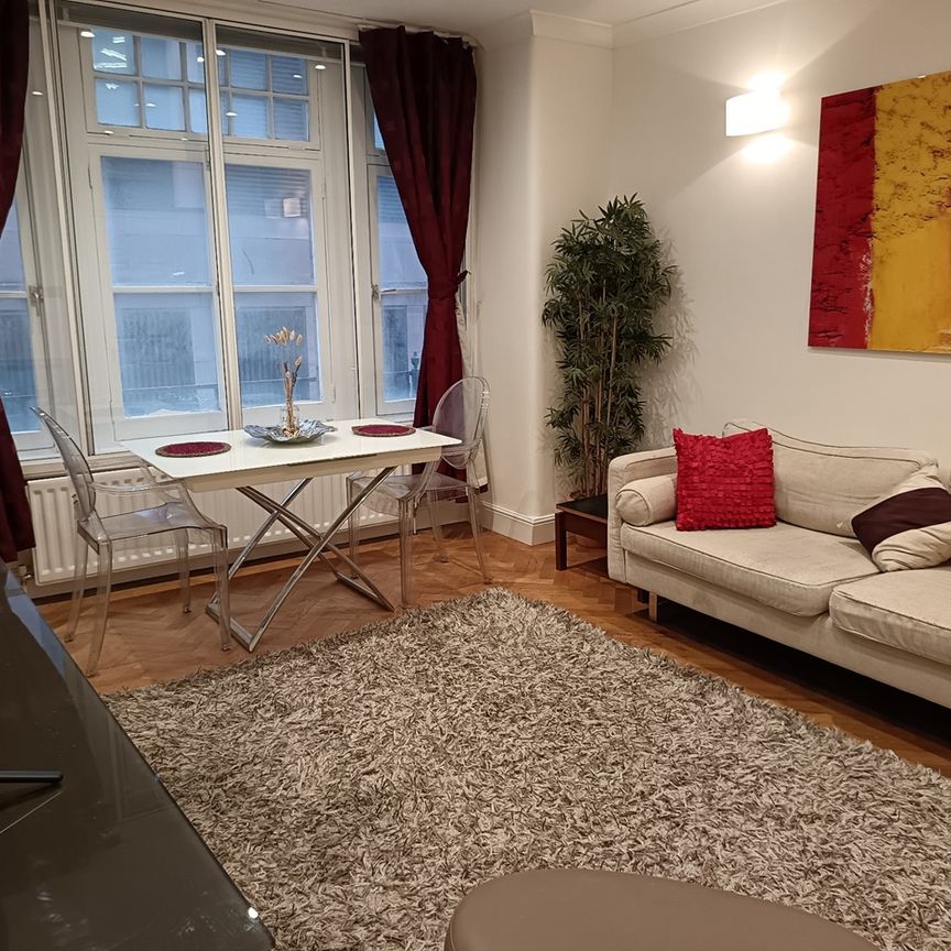 2 Bed Flat, Gilbert Street, W1K - Photo 1