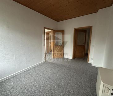 Ländliches Wohnen in Kaimberg! 4 Zimmer Erdgeschosswohnung mit Dusche! - Photo 1