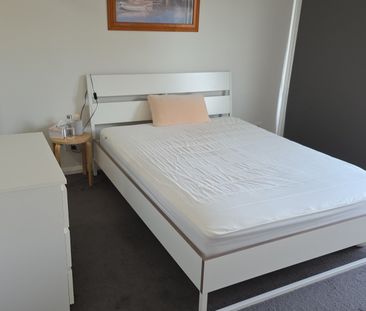 Glenroy - Photo 2