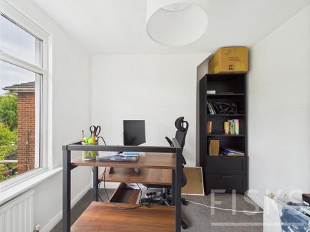 4 bedroom detached house to rent - Photo 5