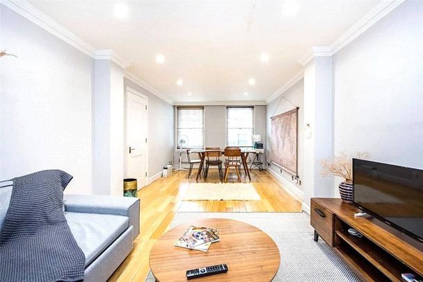 2 bedroom mews to rent - Photo 1
