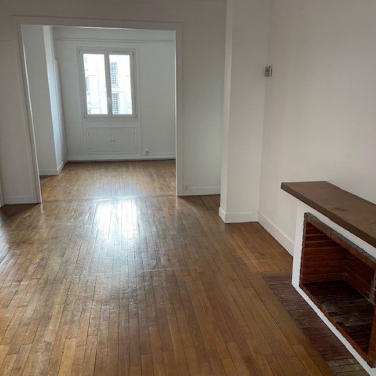 A louer appartement 3 pièces cathédrale - Photo 1