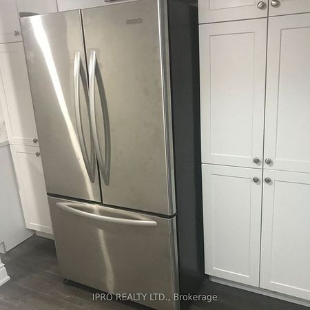 For Lease - 8 Stillwater Crescent Unit# Basement, Hamilton, Ontario - Photo 4