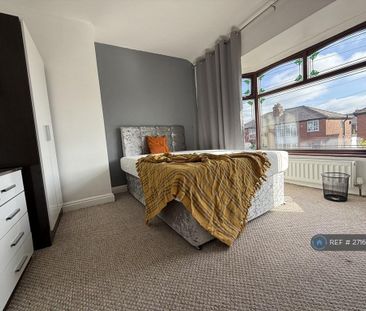 3 bedroom semi-detached house to rent - Photo 3