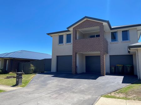 27 Voyager Street, GREGORY HILLS NSW 2557 - Photo 5