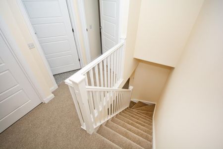 Recently Refurbished 3 Bed, End Terraced Villa with Fully Enclosed Rear Garden in the Town of Inverurie - Photo 3