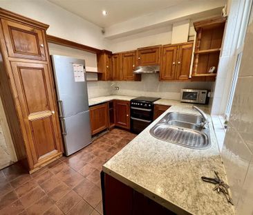 2 bedroom house to rent - Photo 1