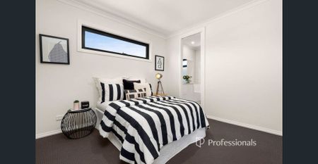 Luxurious Townhouse Living: Style and Comfort Near Keeley Park - Photo 3