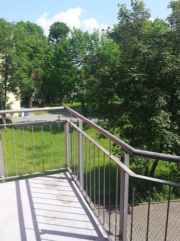 2 Zimmer-Wohnung mit 2 Balkonen ins Grüne *ab sofort!* - Foto 5