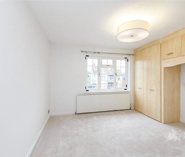 4 bedroom semi-detached house to rent - Photo 5