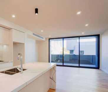 4 Bed 2 Bath - Photo 4