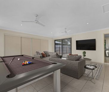 BEAUTIFUL FAMILY HOME - Photo 5