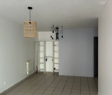 Location Appartement 2 pièces 53m² - Photo 2