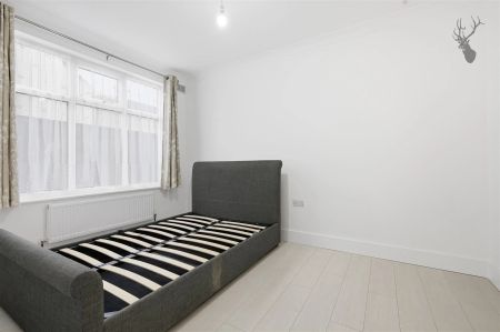 2 Bedroom Flat - Photo 5