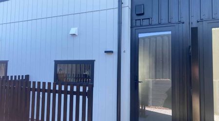 Quality Modern Townhouse - Photo 5