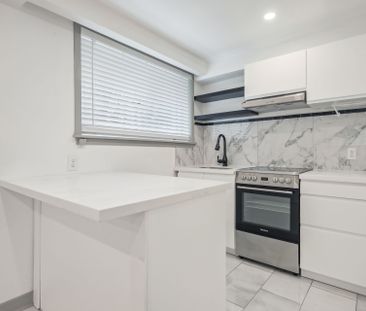 For Lease - 18 Thirty Third Street Unit# 6, Toronto, Ontario - Photo 1