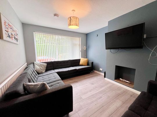 1 bedroom in a house share to rent - Photo 1